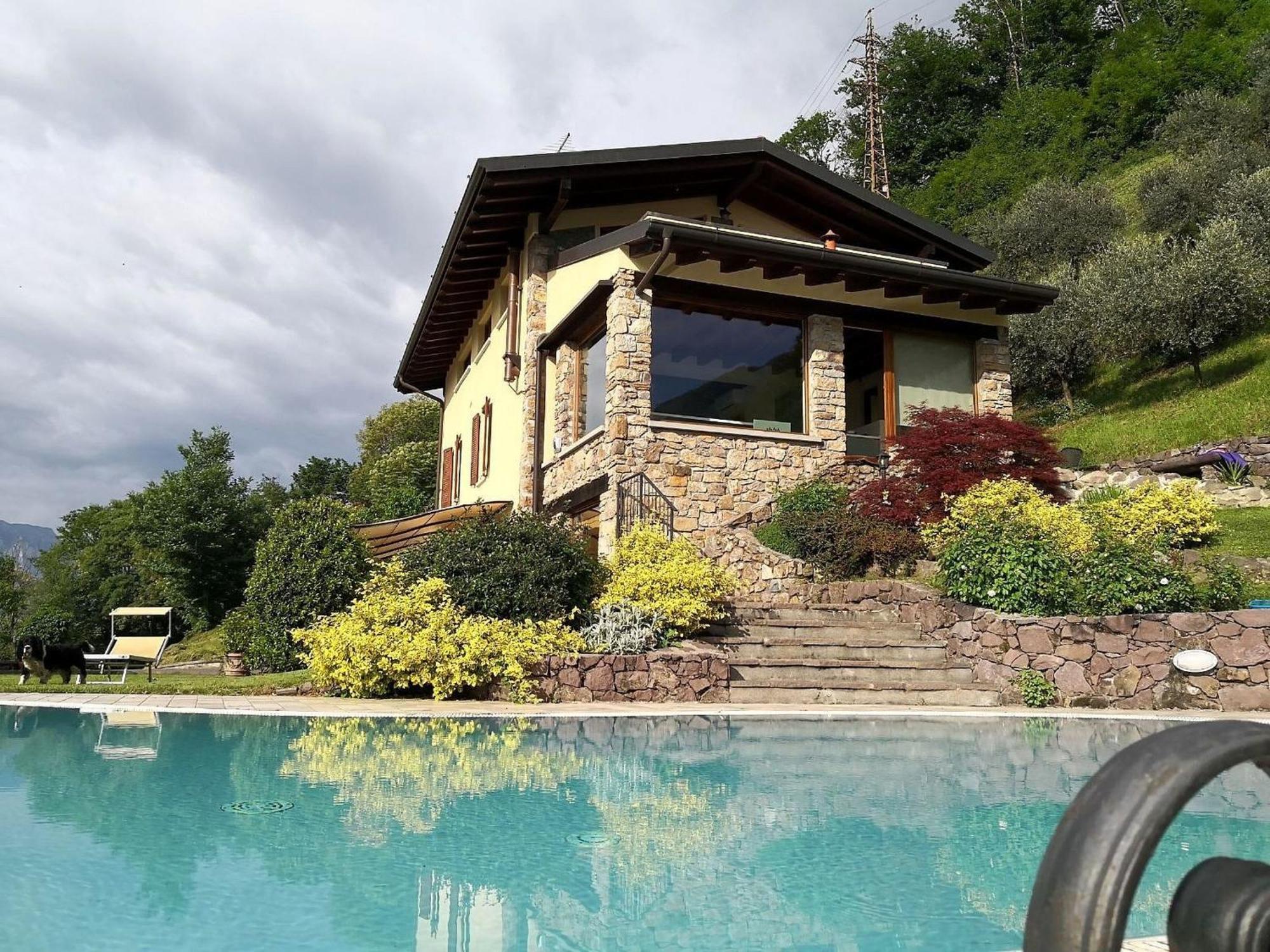 Villa In Pisogne With Pool Garden And Lake View Eksteriør bilde